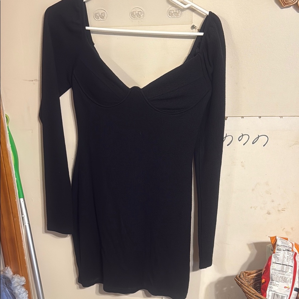 Elegant Black Long Sleeve Dress